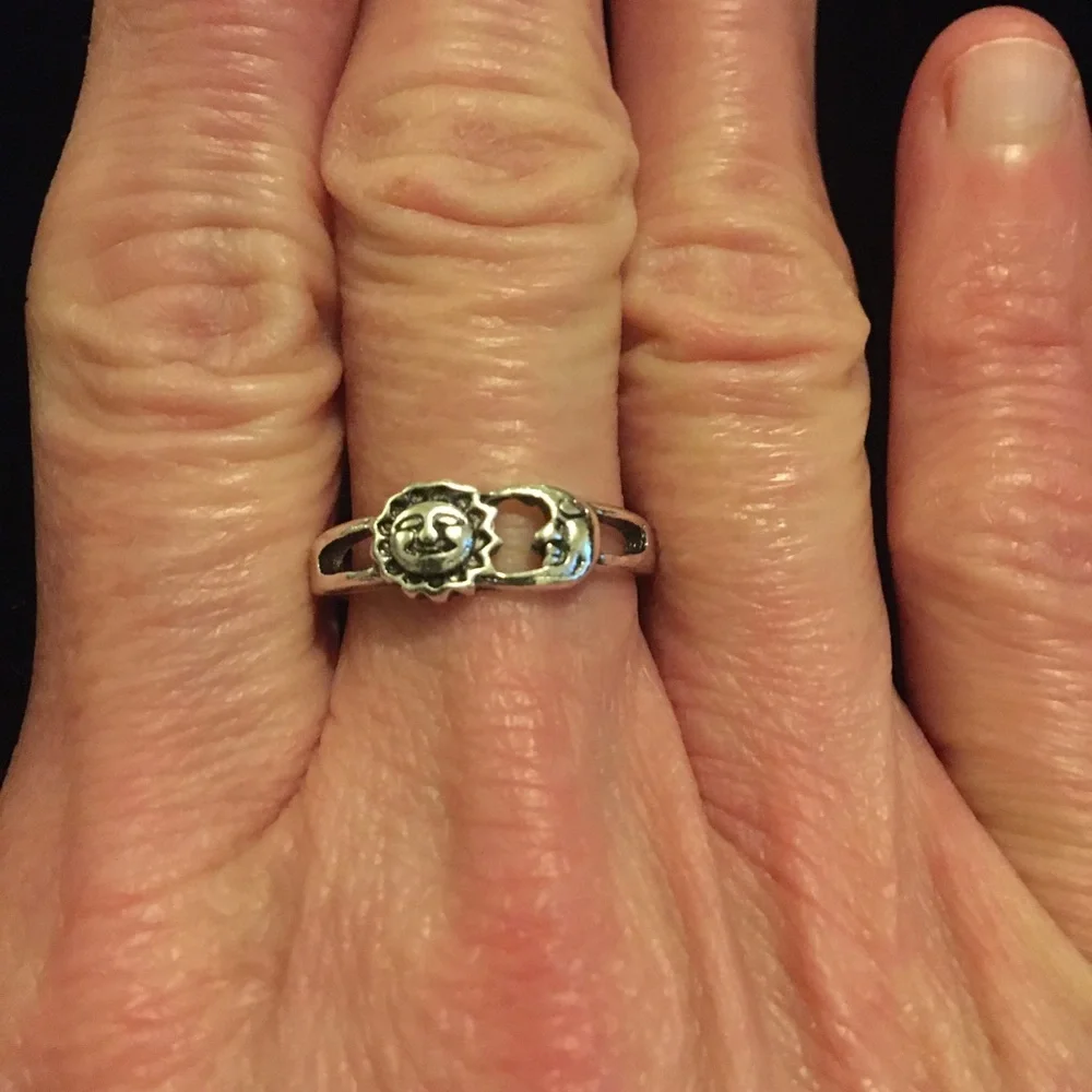 Silver Tone Sun and Moon Ring